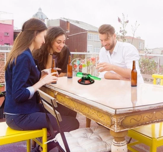 2LIF Drankspel/drinkspel Flesje Draaien Feestartikelen 4 2LIF Drankspel/drinkspel Flesje Draaien Feestartikelen - Afbeelding 2