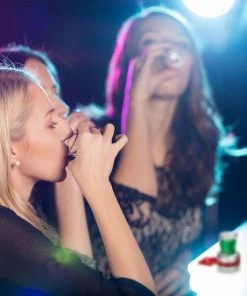 Relaxdays Drinkspel Flesje Draaien - Drankspel Spin The Bottle - 2 Cl Shotglaasje -actiespellen Verkoop 550x550 73