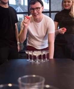 Talking Tables - Pong Wars - Bierpong-feestspel 13 Talking Tables - Pong Wars - Bierpong-feestspel -actiespellen Verkoop 550x825 4